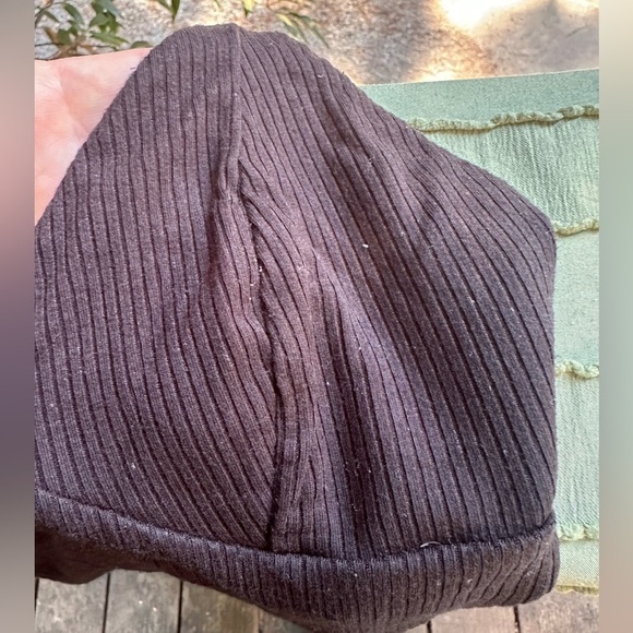 GARAGE- Black Fitted B Neck Camisole Crop Top Size Small - Picture 6 of 6